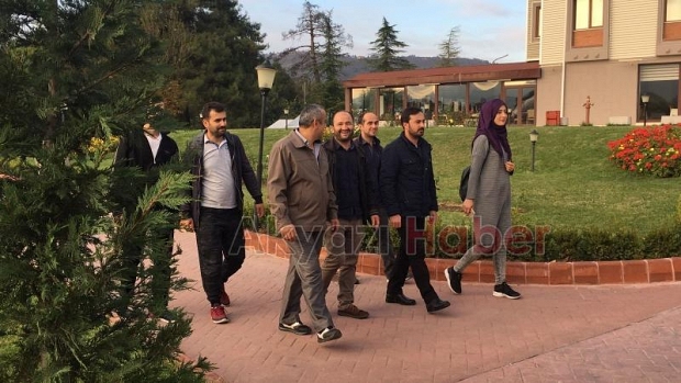 Madenciler Kaplıca Tatilinin Tadını Çıkarıyor