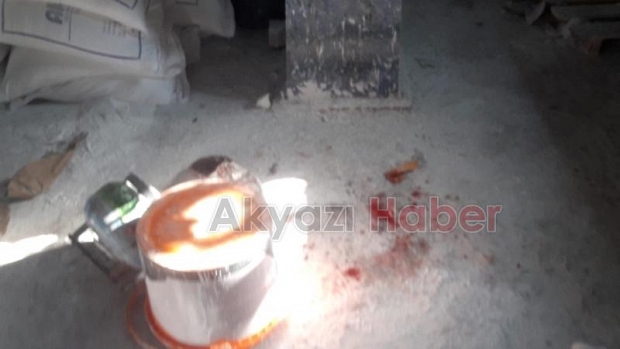 Makineye sıkışan Suriyeli işçi böyle kurtarıldı