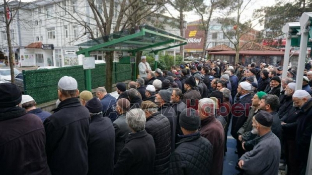 Mehmet Bayar Son Yolculuguna Ugurlandı