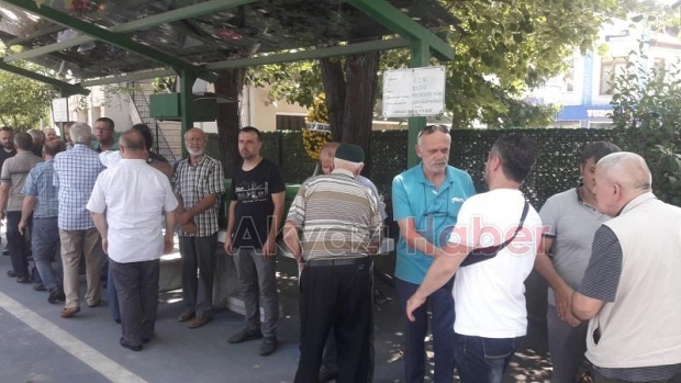Meral Demirkol dualarla defnedildi