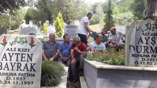 Meral Demirkol dualarla defnedildi