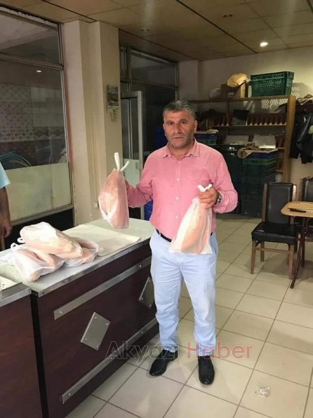 MHP Askıda Ekmek Projesine Akyazı Teşkilatından Destek