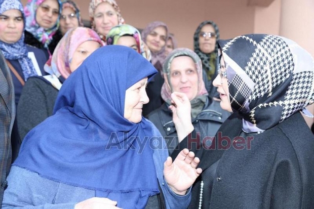 Milletvekili Atabek Kadın Çiftçilerle bir araya geldi