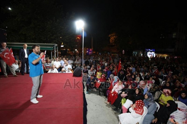 MİLLİ İRADEYE DESTEK NÖBETİ HERGÜN DAHA DA KALABALIK