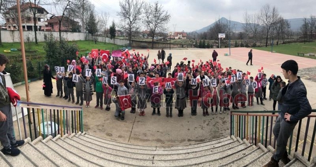 Minik Öğrenciler Mehmetçik'e Mektup Yazdı