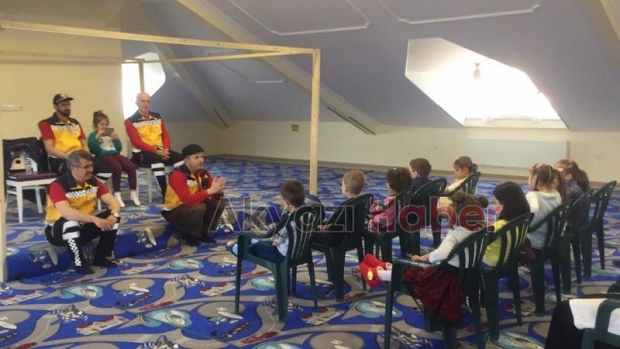 Miniklere Deprem Eğitimi