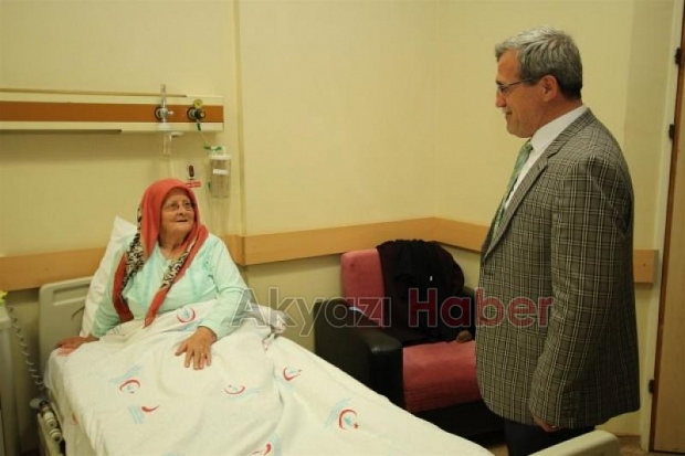 MİRAÇ KANDİLİNDE HASTA ZİYARETİ 