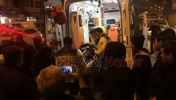 Motosiklet Bayan Yayaya Çarpıp Kaçtı