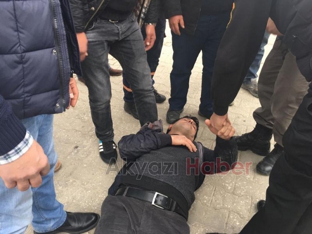 MOTOSİKLET YAYAYA ÇARPTI