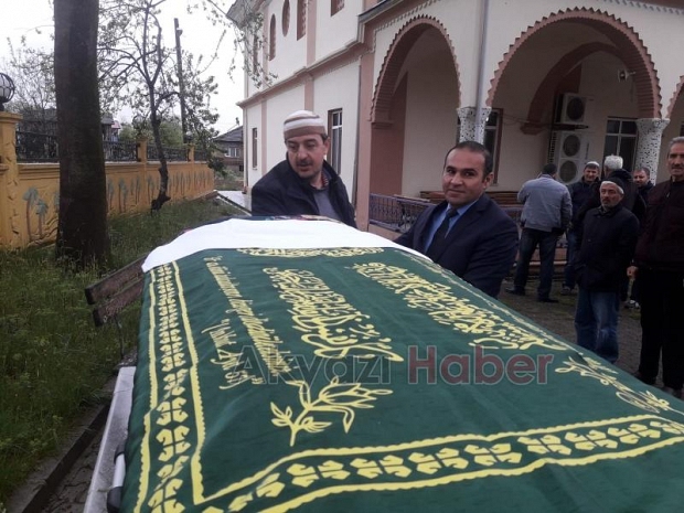 Mübeyyen Albayrak Defnedildi