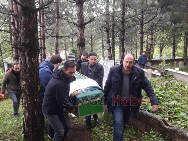 Mübeyyen Albayrak Defnedildi