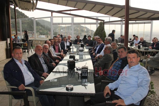 Muhtarlar Akyazı'ya Döndü