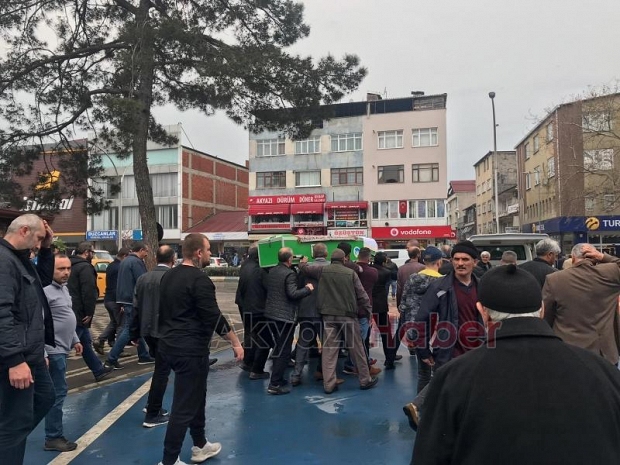Muzaffer Ayvacıoğlu Defnedildi