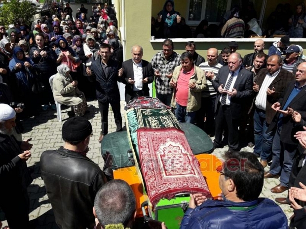 Müzeyyen Uluköylü Defnedildi
