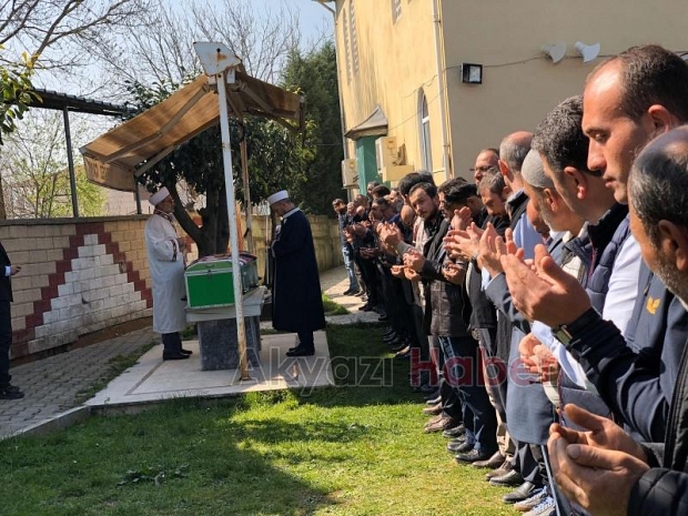 Nagihan Yılmaz dualarla defnedildi