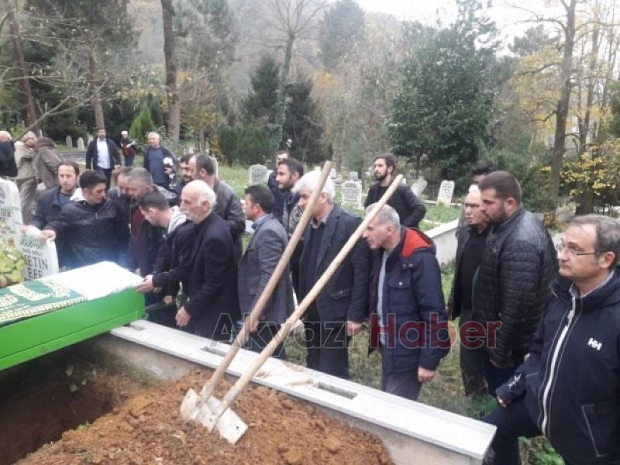 Nail Efe Defnedildi