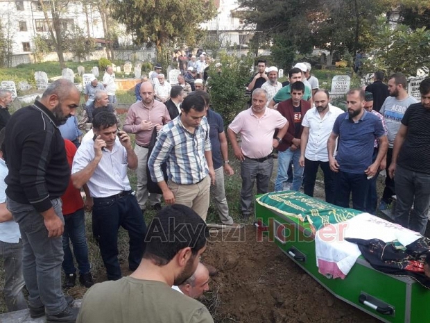Nerime Boz Defnedildi