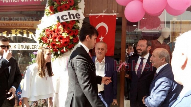 Nurnisa Boutiquee Törenle Açıldı