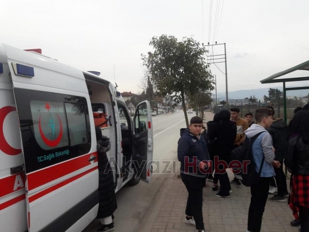 Öğrenci Elini Tellere taktırdı