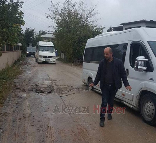 Öğrenci Servisi Yolda Battı