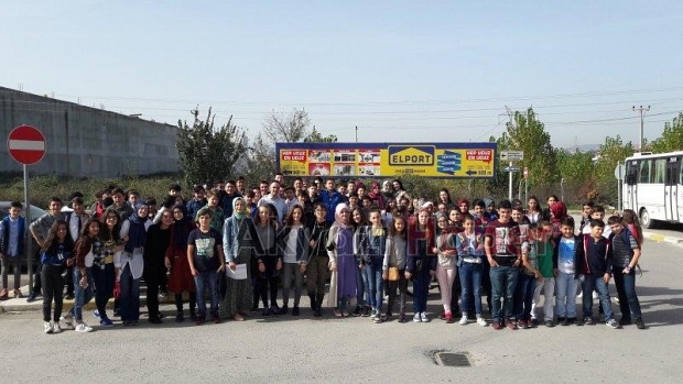 Öğrenciler Moral Depoladı