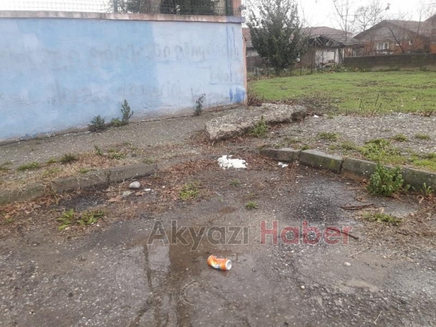 Okul önündeki bu manzara Büyük tepki çekti