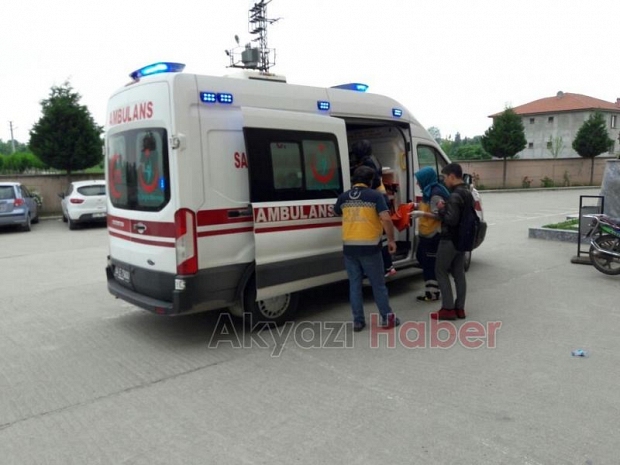 Okulda Fenalaşan Öğrenci Hastaneye Kaldırıldı