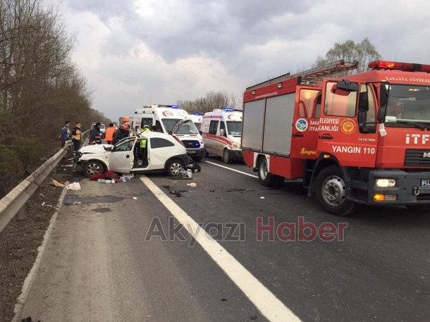 Otobanda Kaza 5 Yaralı