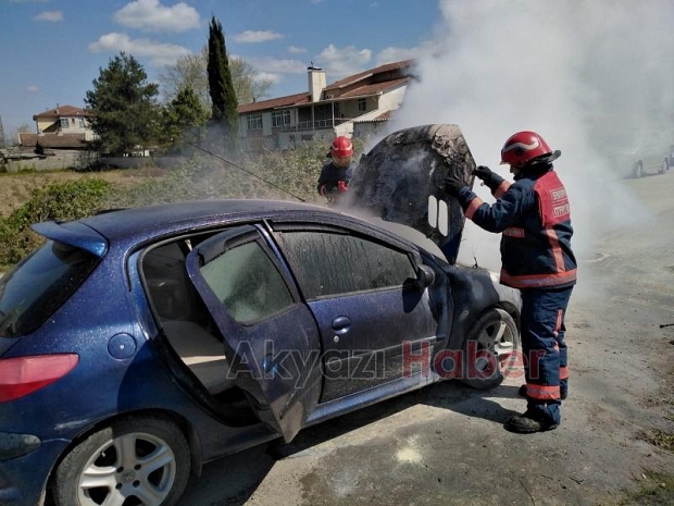 Otomobil Alev Alev Yandı