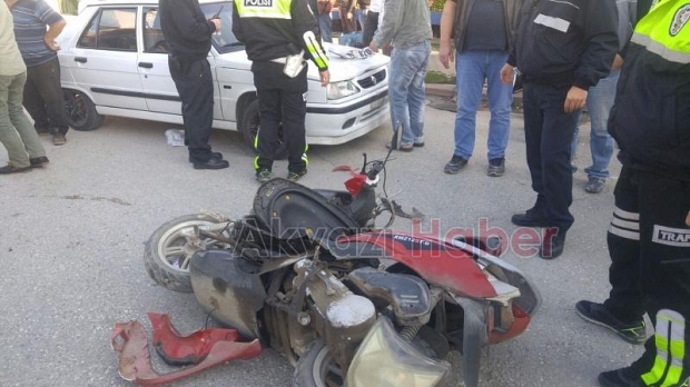 Otomobil İle Motosiklet Çarpıştı 1 Yaralı