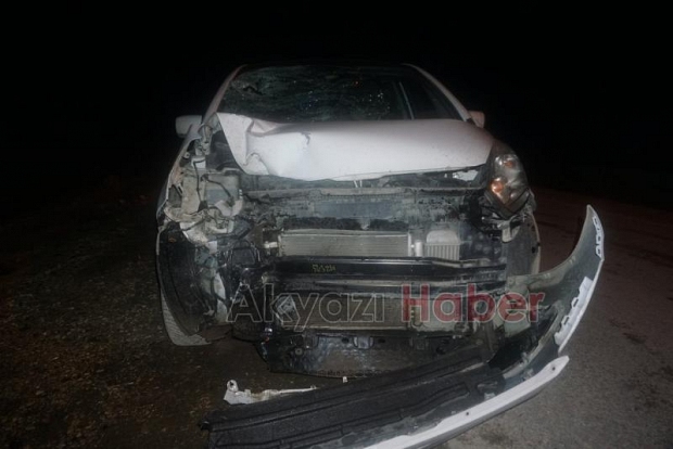 Otomobil Motosiklete Çarptı 1 Yaralı