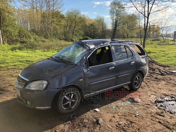 Takla atan otomobilde karı koca yaralandı