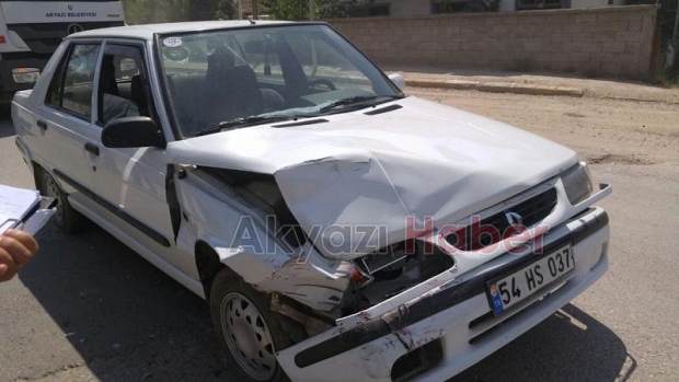 Otomobilin Durduğunu Fark Etmedi Arkadan Çarptı