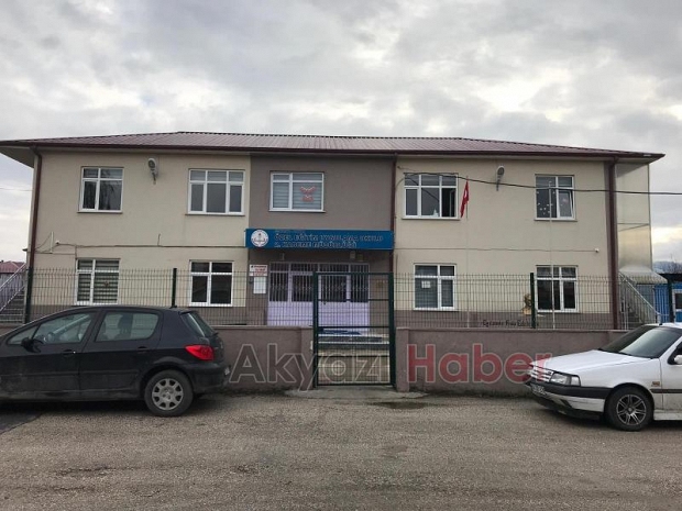 Özgür Adımlardan Anlamlı Yardım