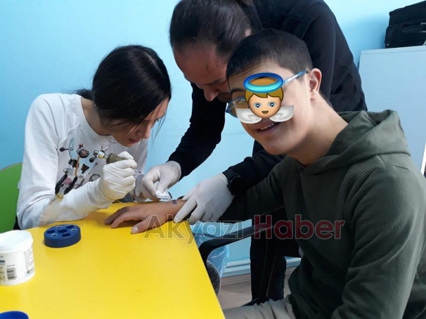 Özgür Adımlardan Sevgi İzi Çalışması
