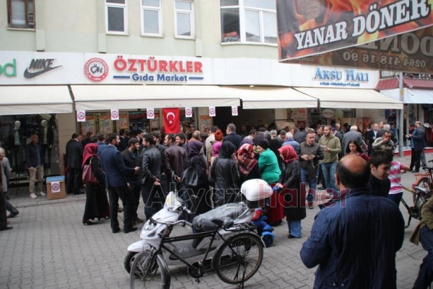  Öztürk Marketten Aşure İkramı