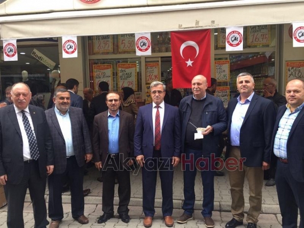  Öztürk Marketten Aşure İkramı