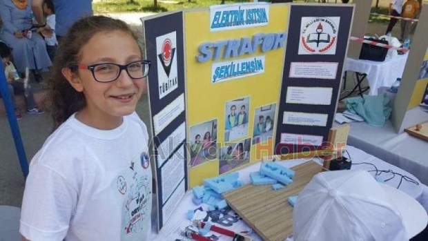 Paris Ortaokulunda TÜBİTAK 4006 Bilim Fuarı Düzenlendi