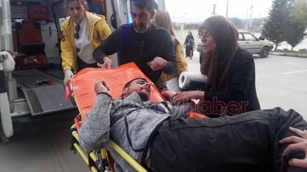 Parkta Düşen Engelli Genç Hastaneye Kaldırıldı