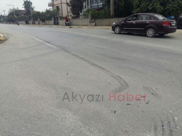 Patpat İle Otomobil Çarpıştı