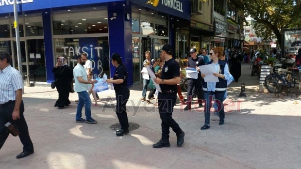 Polisten bayramda silah sıkmayın broşürü