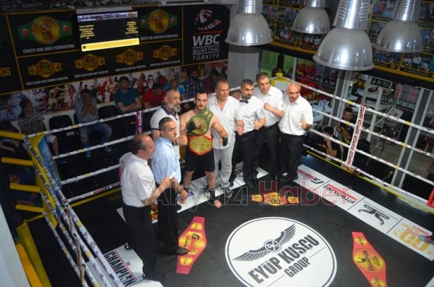 Profesyonel K1 Kickboks Dünya Şampiyonu Sercan Çelik 