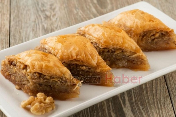 RAMAZAN AYINDA TATLICINIZ GAZİANTEPLİ BAKLAVACIOĞLU