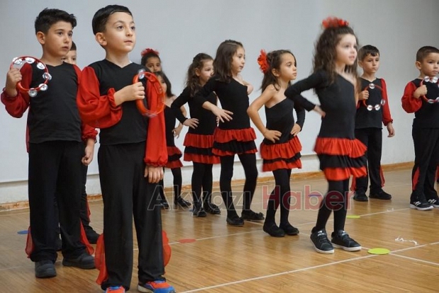 Benim Dünyam Yılsonu Programı Yapıldı