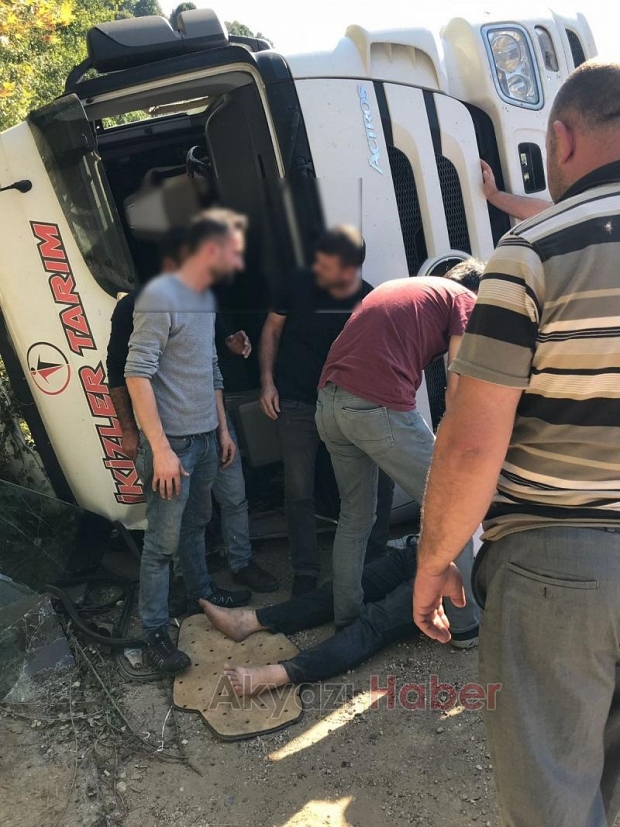 Reşadiyede soda tankeri devrildi