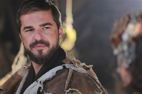 Diriliş Ertuğrulun Yapımcısı SAÜlü Mehmet Bozdağ 