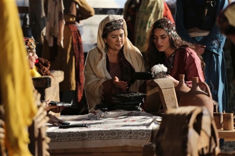 Diriliş Ertuğrulun Yapımcısı SAÜlü Mehmet Bozdağ 