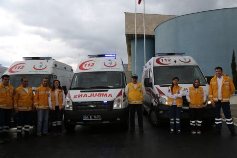 Sağlık Müdürlüğüne 8Yeni Ambulans