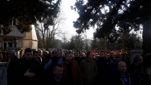 Rıdvan Yaman ın Babası Dualarla Defnedildi