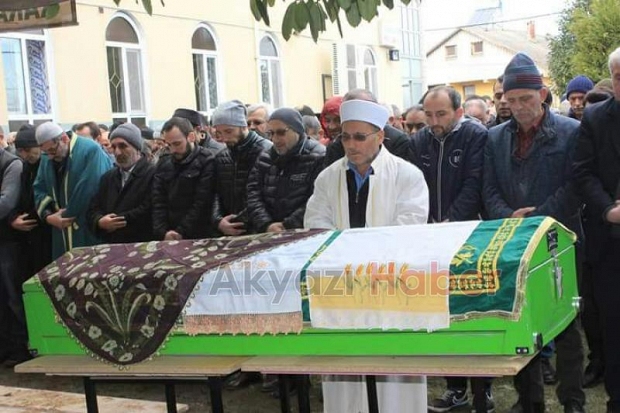 Rüveyda Öztürk Defnedildi